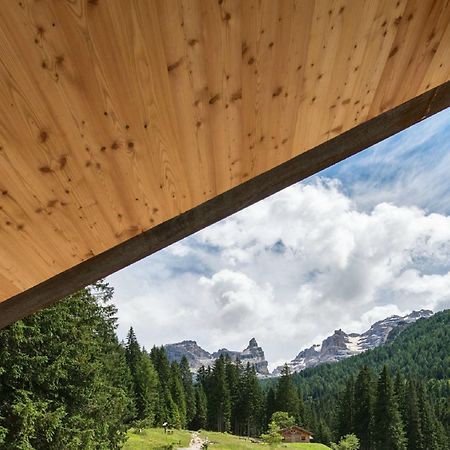 Vallesinella Hotel Restaurant Bar Madonna di Campiglio Bilik gambar